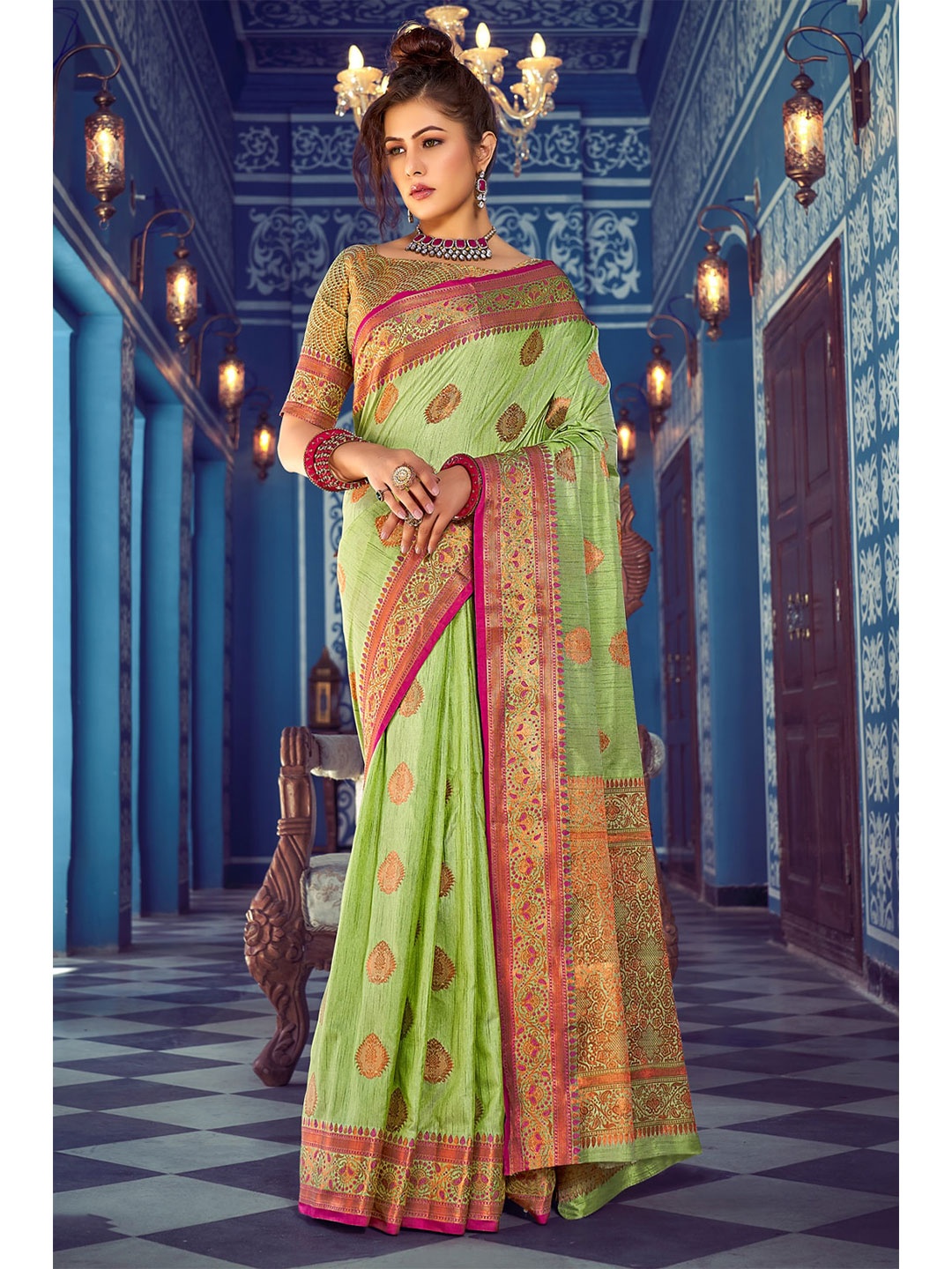 

Exclusiva Ethnic Motifs Zari Silk Blend Banarasi Saree, Green