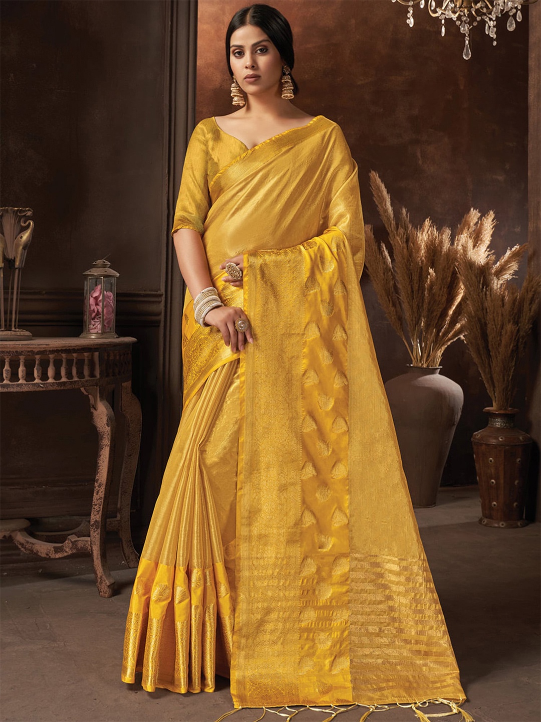 

Exclusiva Zari Organza Saree, Yellow