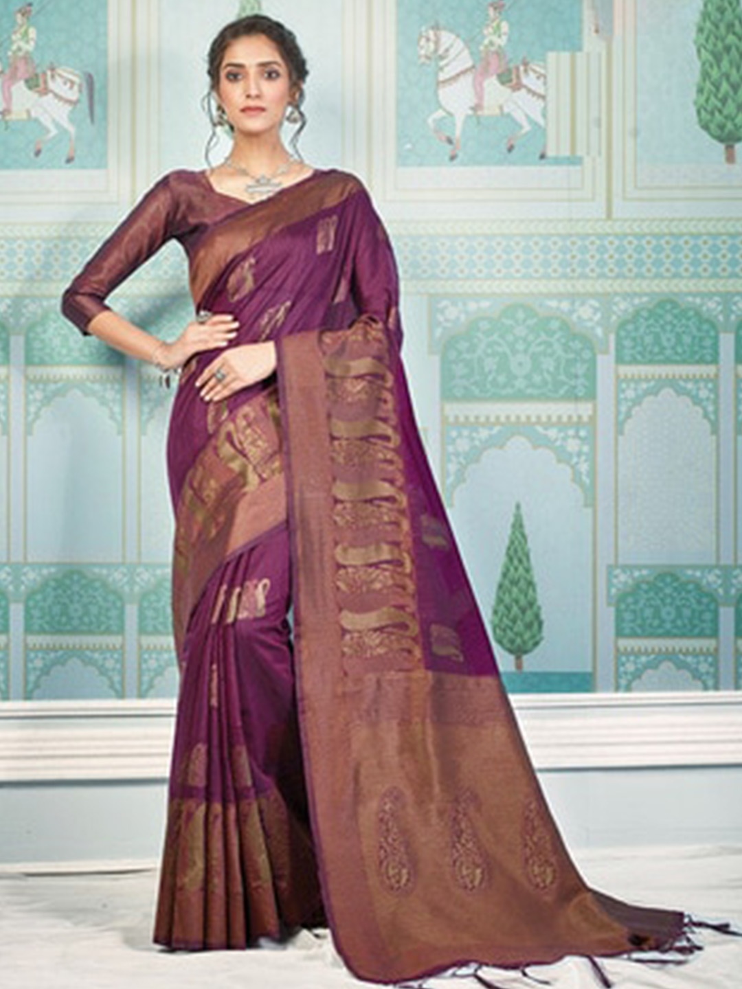 

Exclusiva Woven Design Zari Pure Cotton Saree, Purple