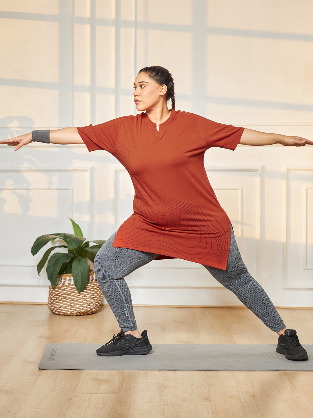 

CULT Active Kurti Style Top, Rust
