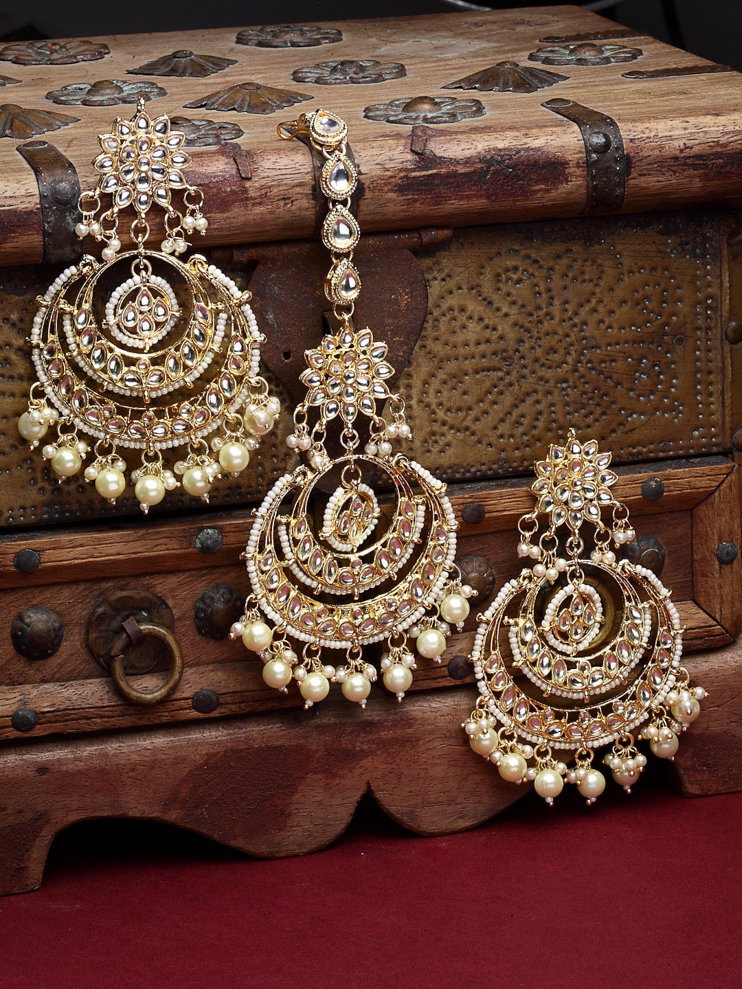 

ZENEME Gold-Plated Stone & Kundan Studded Maang tika Earring Jewellery Set, White