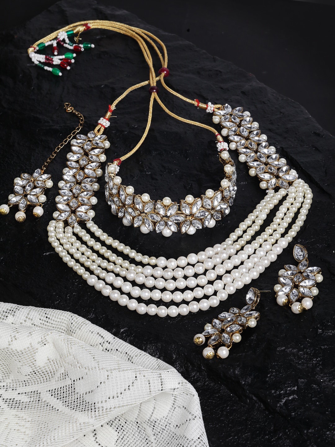 

ZENEME Gold-Plated Kundan Studded & Beaded Jewellery Set
