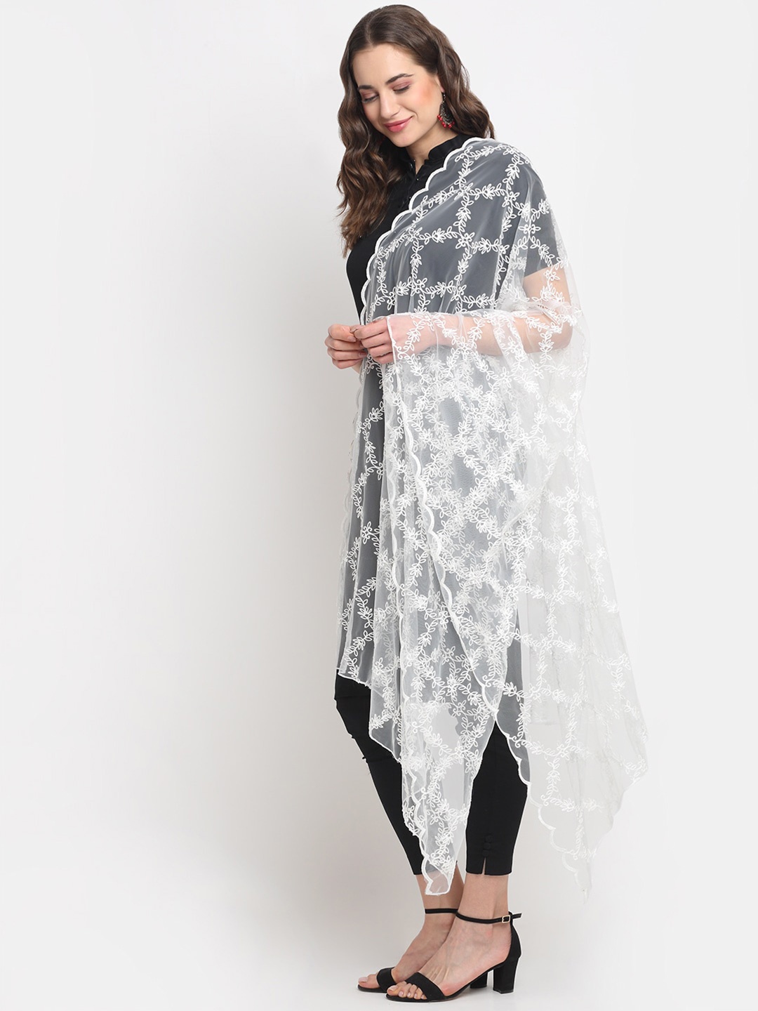

GLAM STORY Checked Dupatta, White
