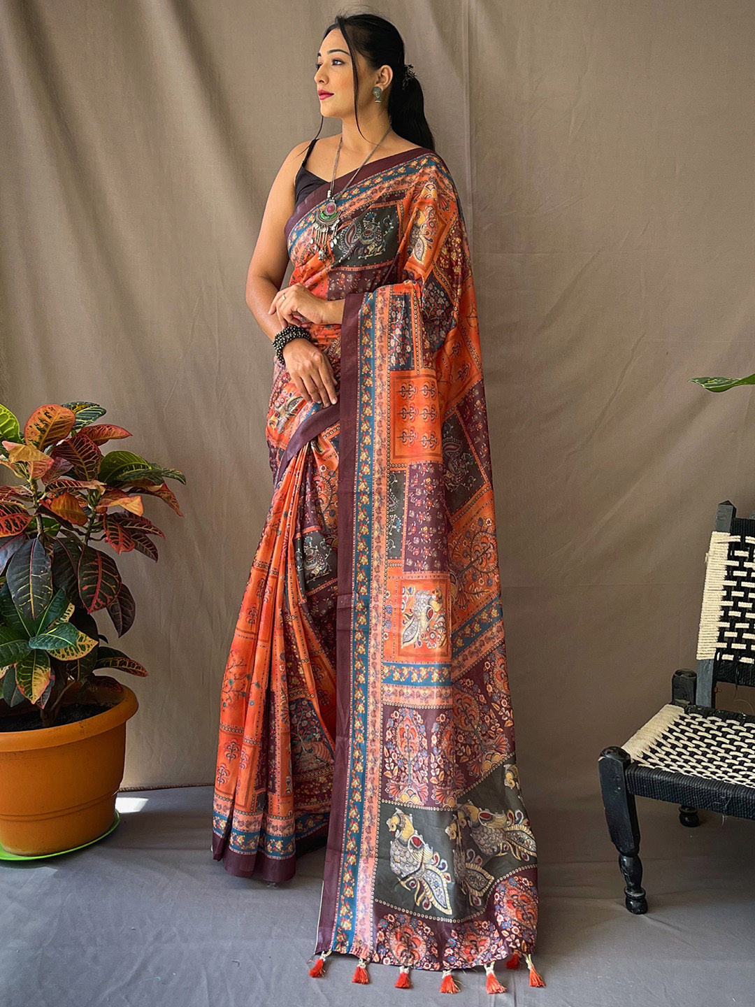 

KARAGIRI Ethnic Motifs Block Print Saree, Orange