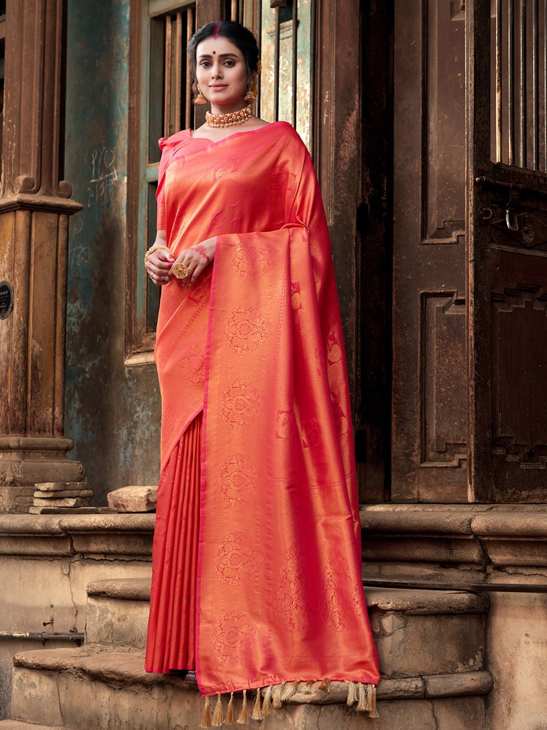 

KARAGIRI Woven Design Zari Pure Silk Kanjeevaram Saree, Pink