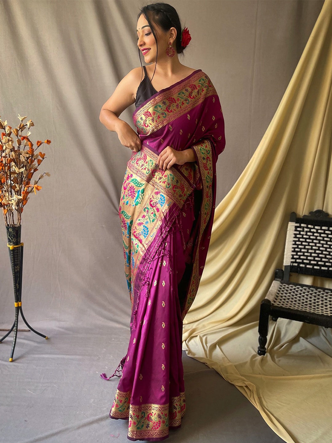 

KARAGIRI Woven Design Zari Paithani Saree, Purple