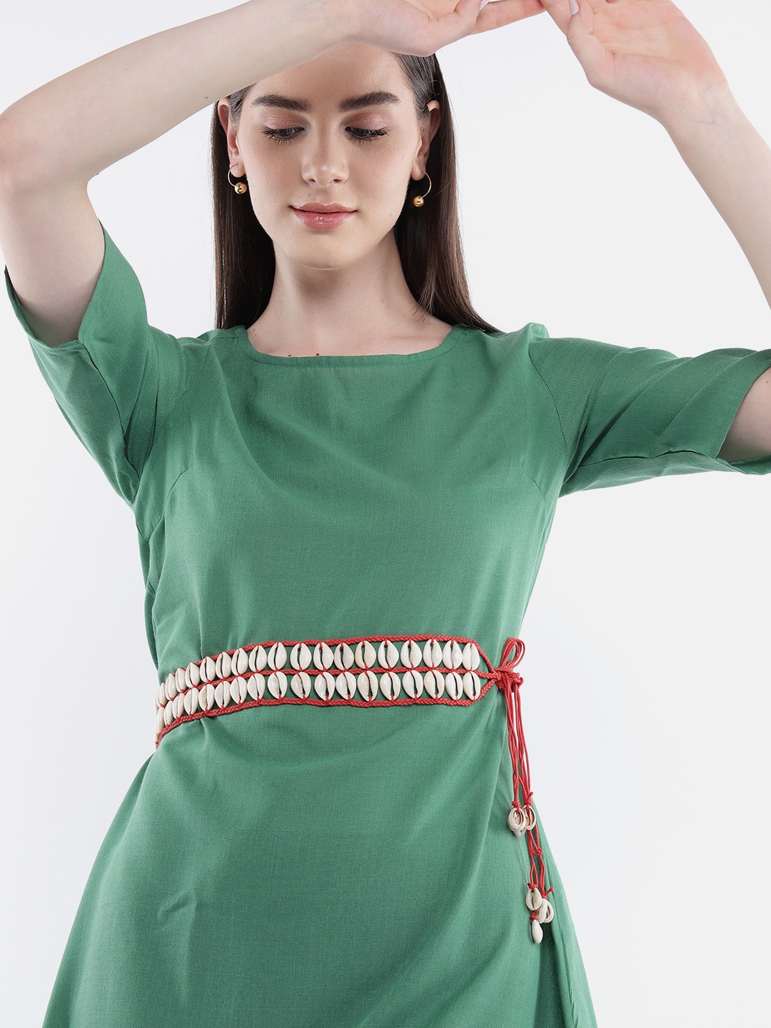 

Rang Gali Shell Embellished Belt, Pink