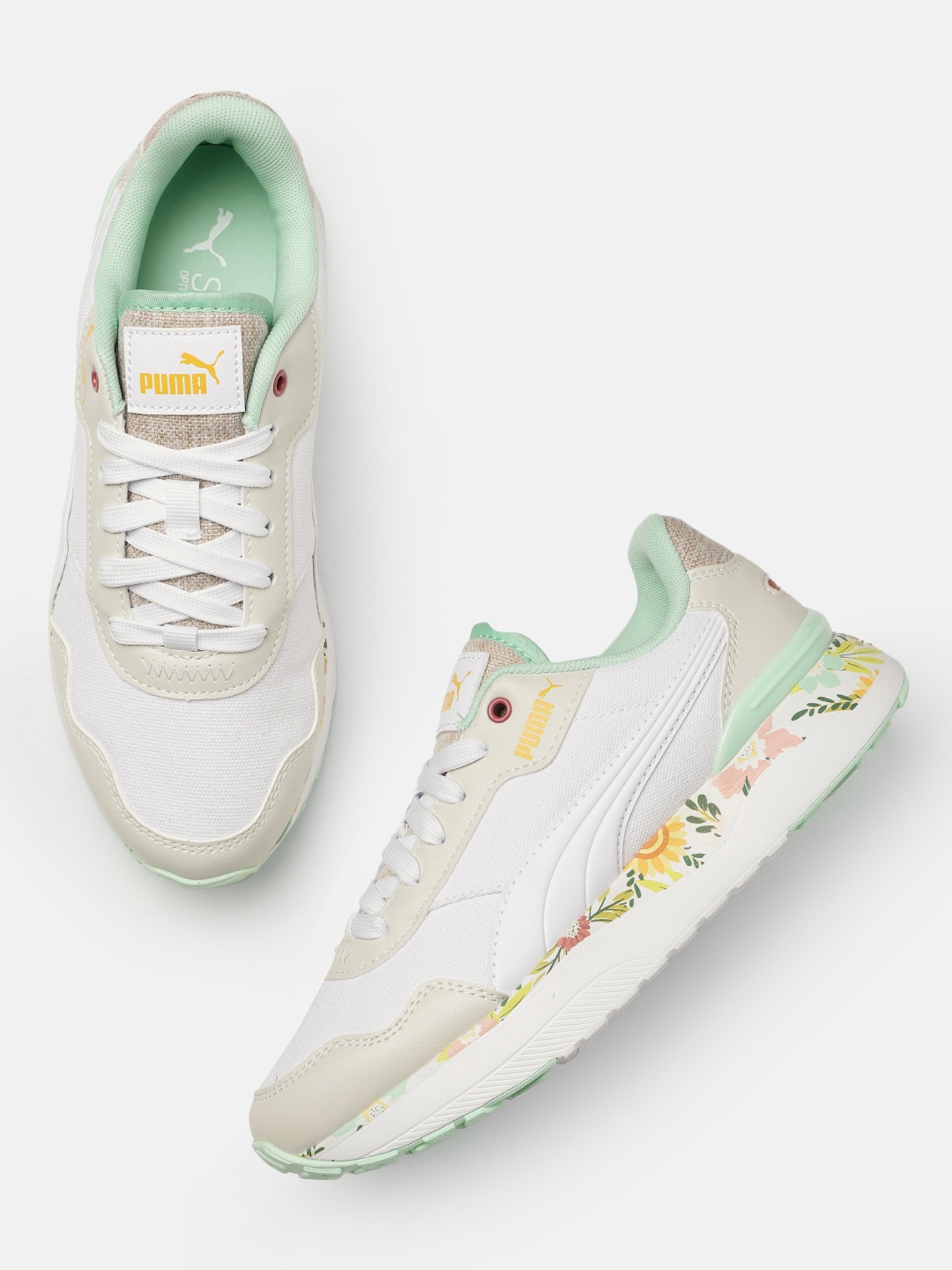 

Puma Women Sneakers, Off white
