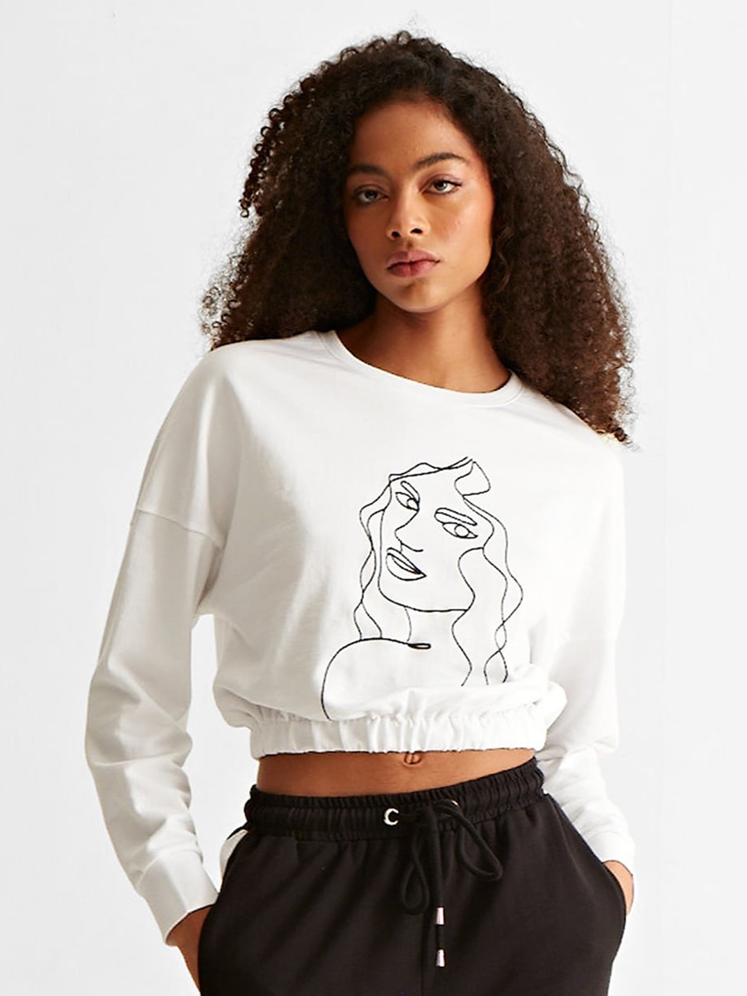 

COVER STORY Women Printed Sweatshirt, White