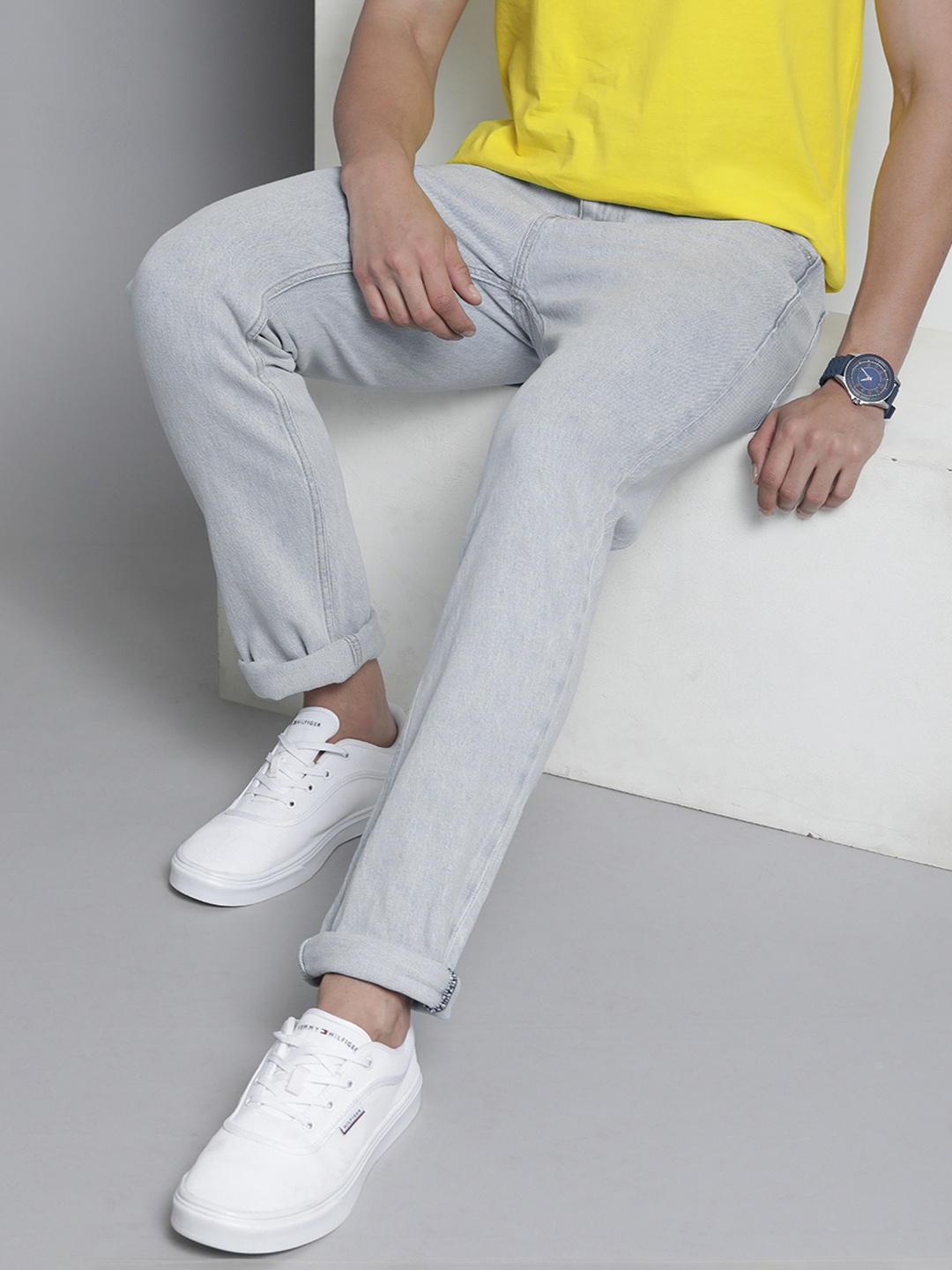 

Tommy Hilfiger Men Slim Fit Heavy Fade Jeans, Blue