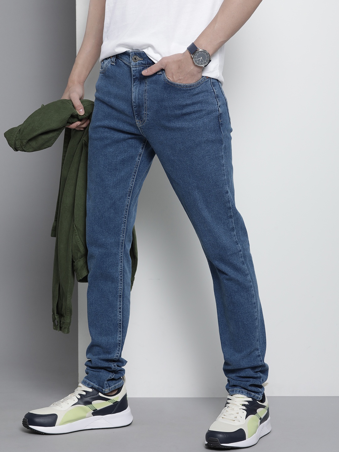 

Tommy Hilfiger Men Skinny Fit Light Fade Mid-Rise Stretchable Jeans, Blue