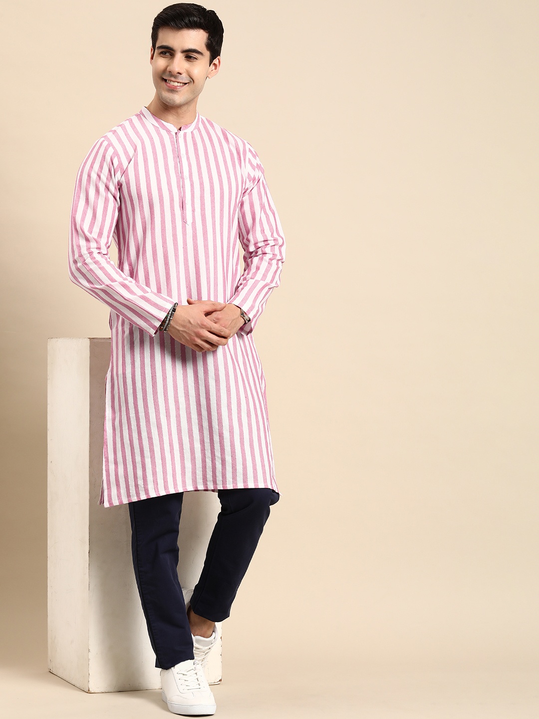 

Anouk Striped Mandarin-Collar Straight Shimmer Kurta, Pink