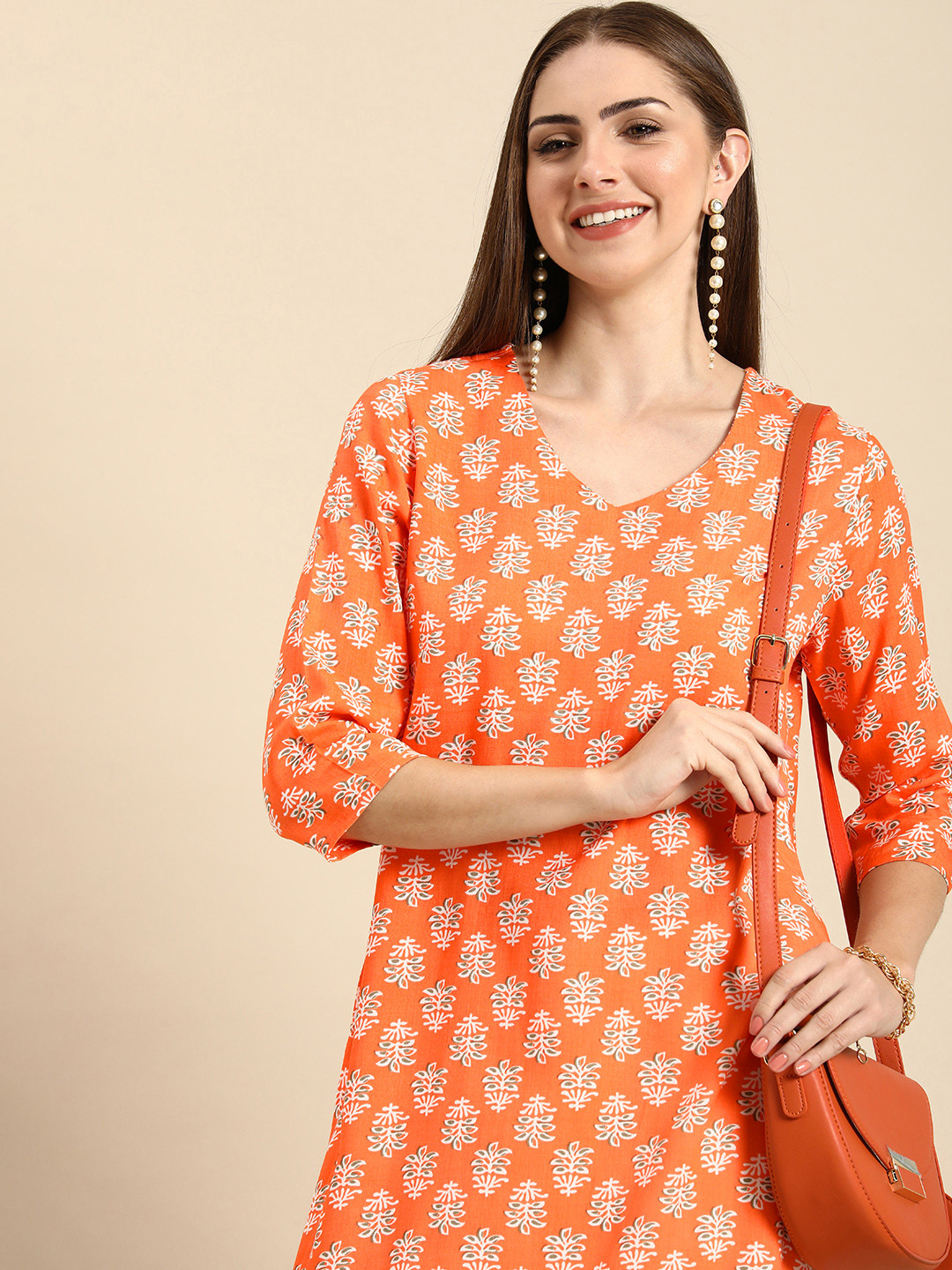 

Anouk Floral Printed Kurta, Orange