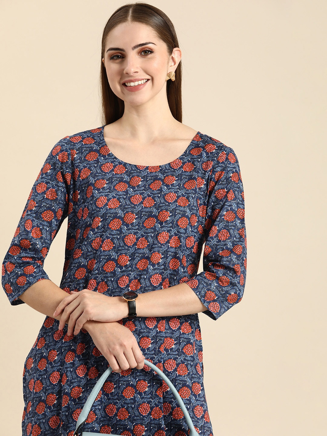 

Anouk Women Pure Cotton Floral Printed Round Neck Kurta, Navy blue