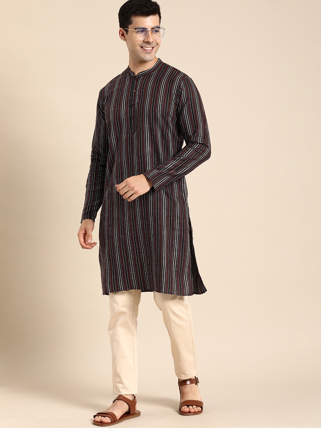 

Anouk Men Striped Mandarin Collar Straight Kurta, Maroon