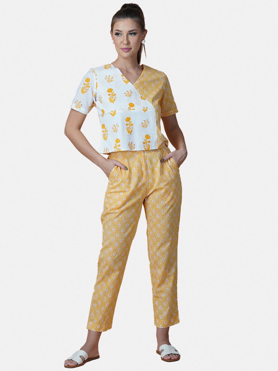 

Twilldor Women Printed Pure Cotton Co-Ords, Yellow