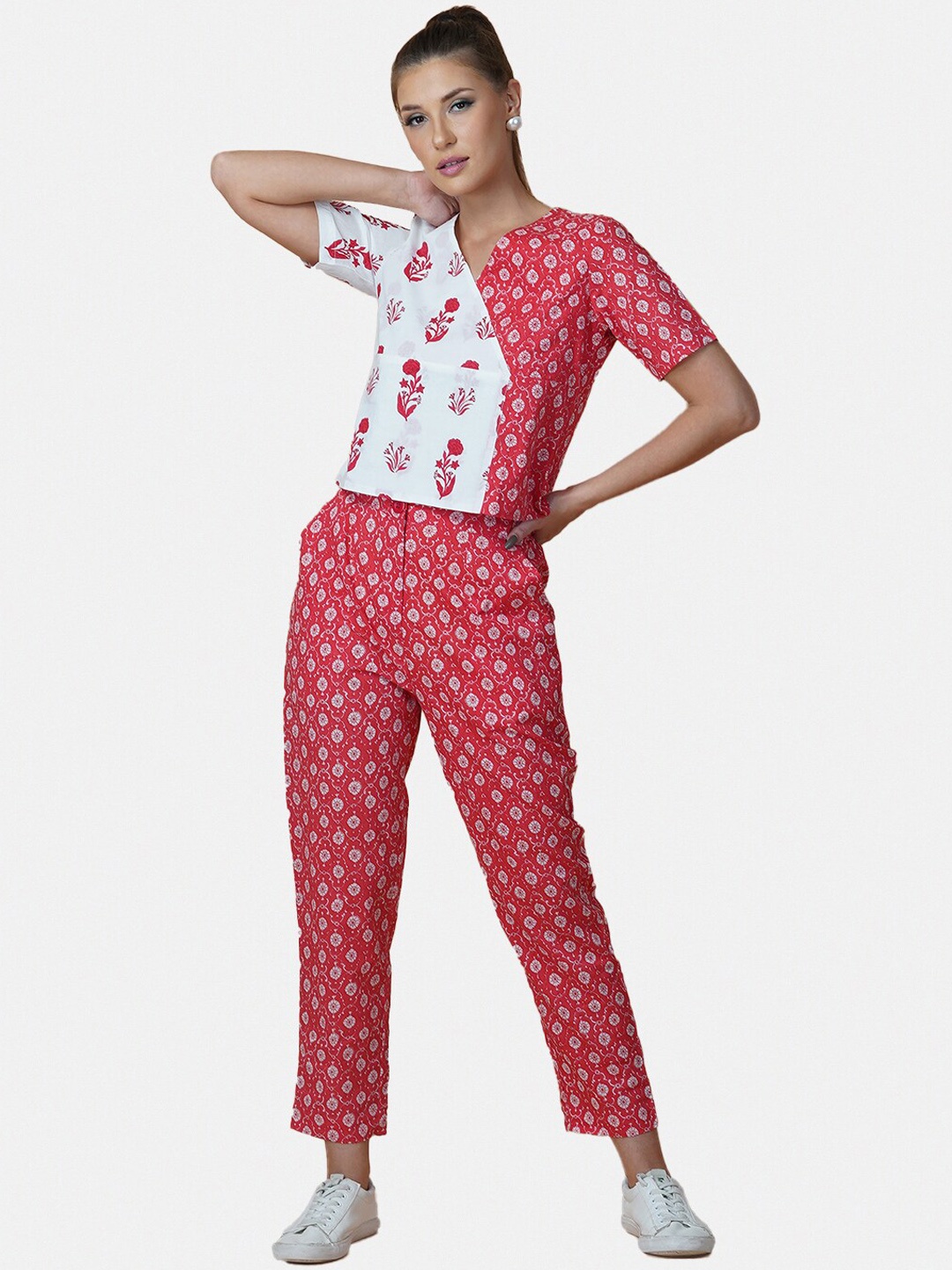 

Twilldor Women Floral Block Printed Pure Cotton Co-Ords, Red