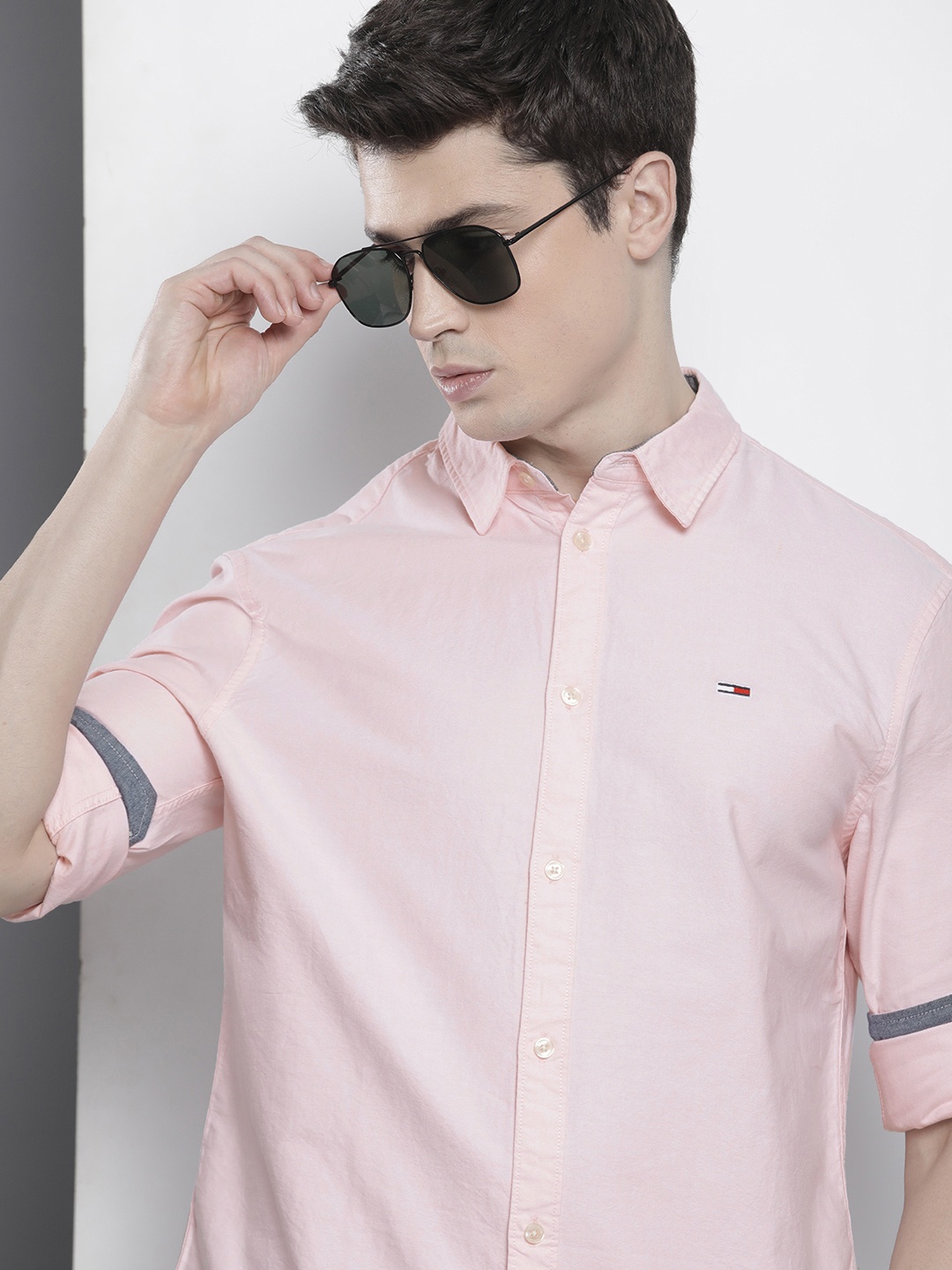 

Tommy Hilfiger Solid Classic Fit Pure Cotton Casual Shirt, Pink