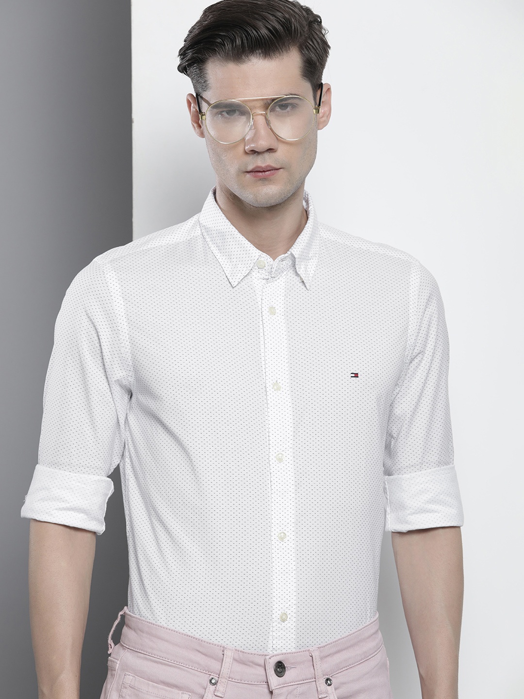 

Tommy Hilfiger Men Pure Cotton Slim Fit Printed Casual Shirt, White