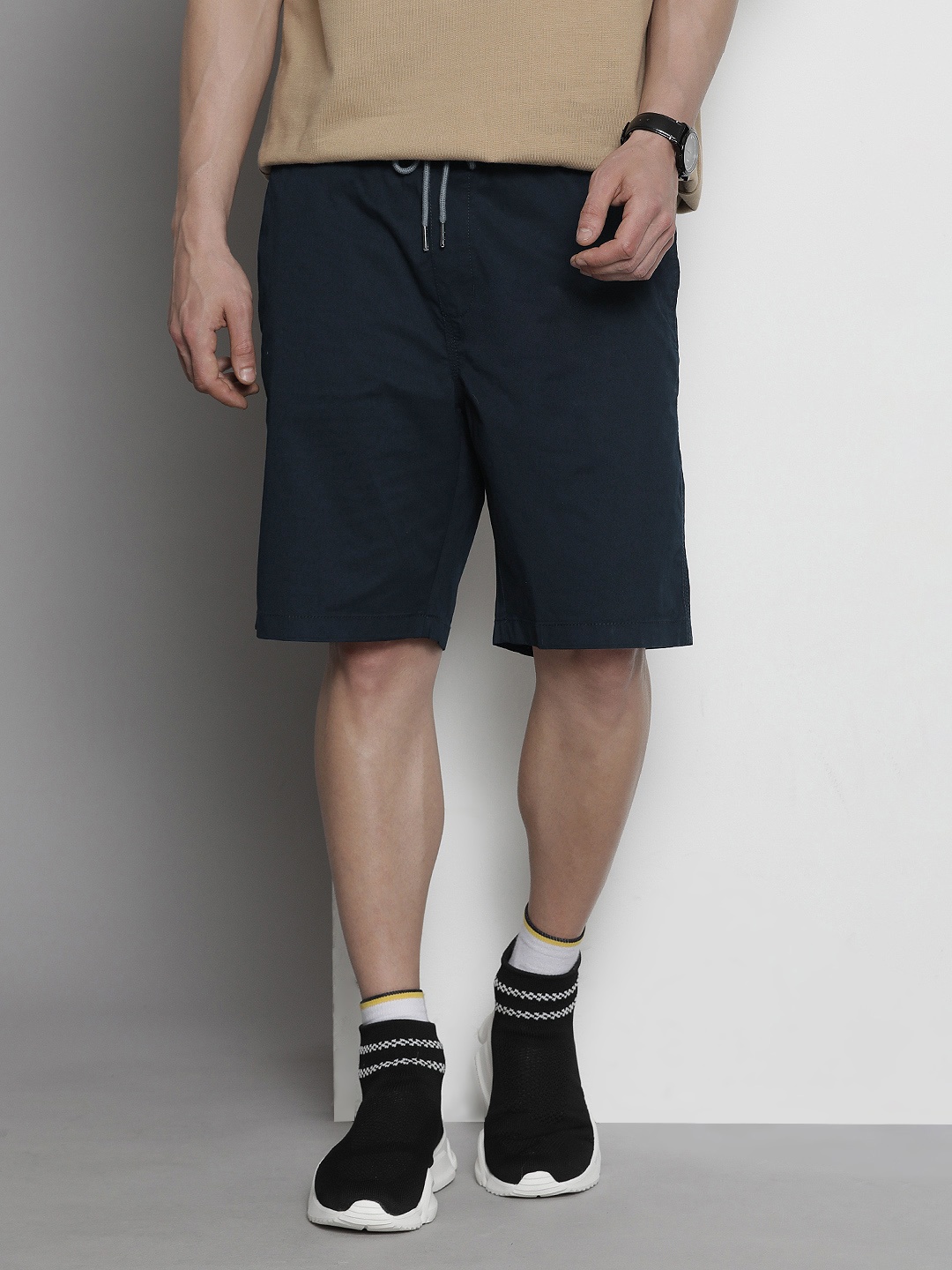 

Tommy Hilfiger Men Cotton Shorts With Drawstring Closure, Navy blue