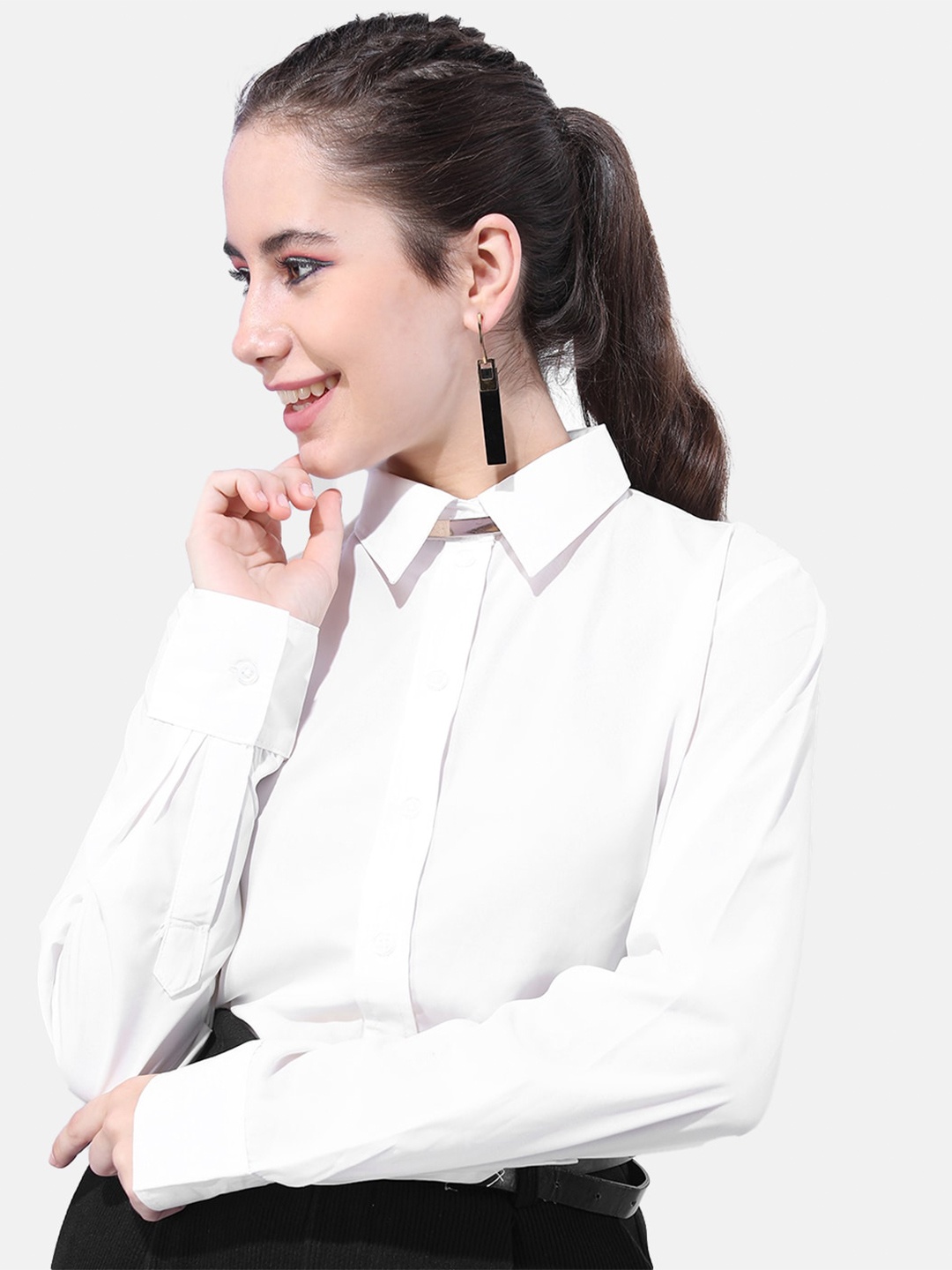 

Freehand by The Indian Garage Co Women Slim Fit Casual Shirt, Off white