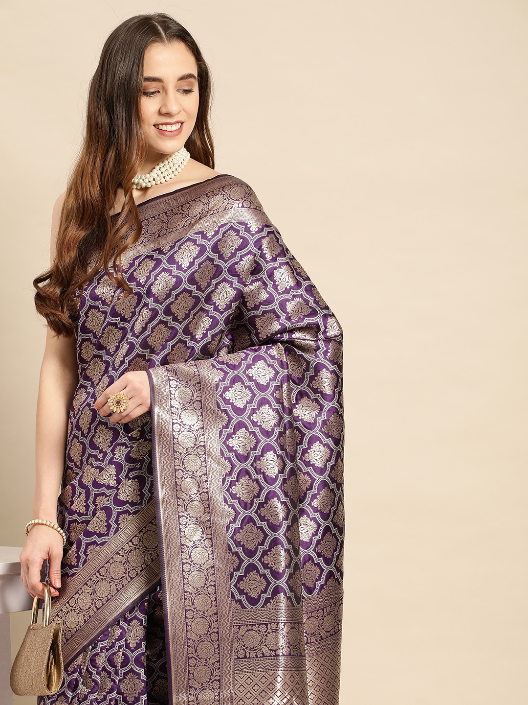 

Royal Rajgharana Saree Ethnic Motifs Zari Pure Silk Kanjeevaram Saree, Purple