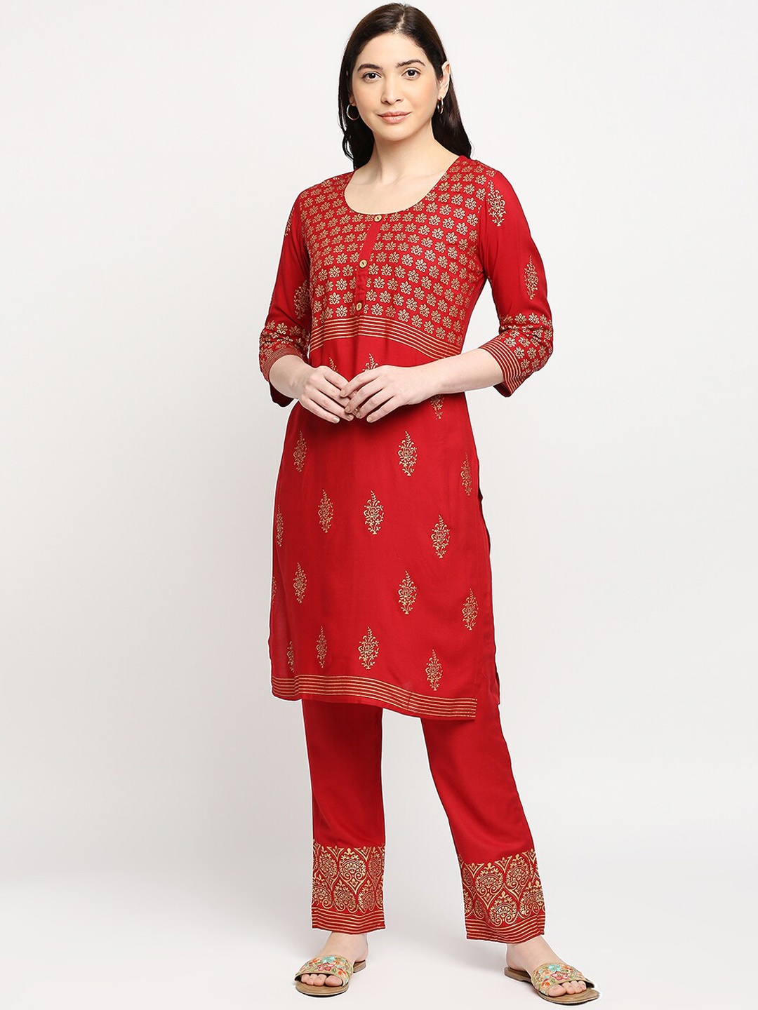 

ZRI Women Ethnic Motifs Printed Round Neck Kurta with Trousers, Red