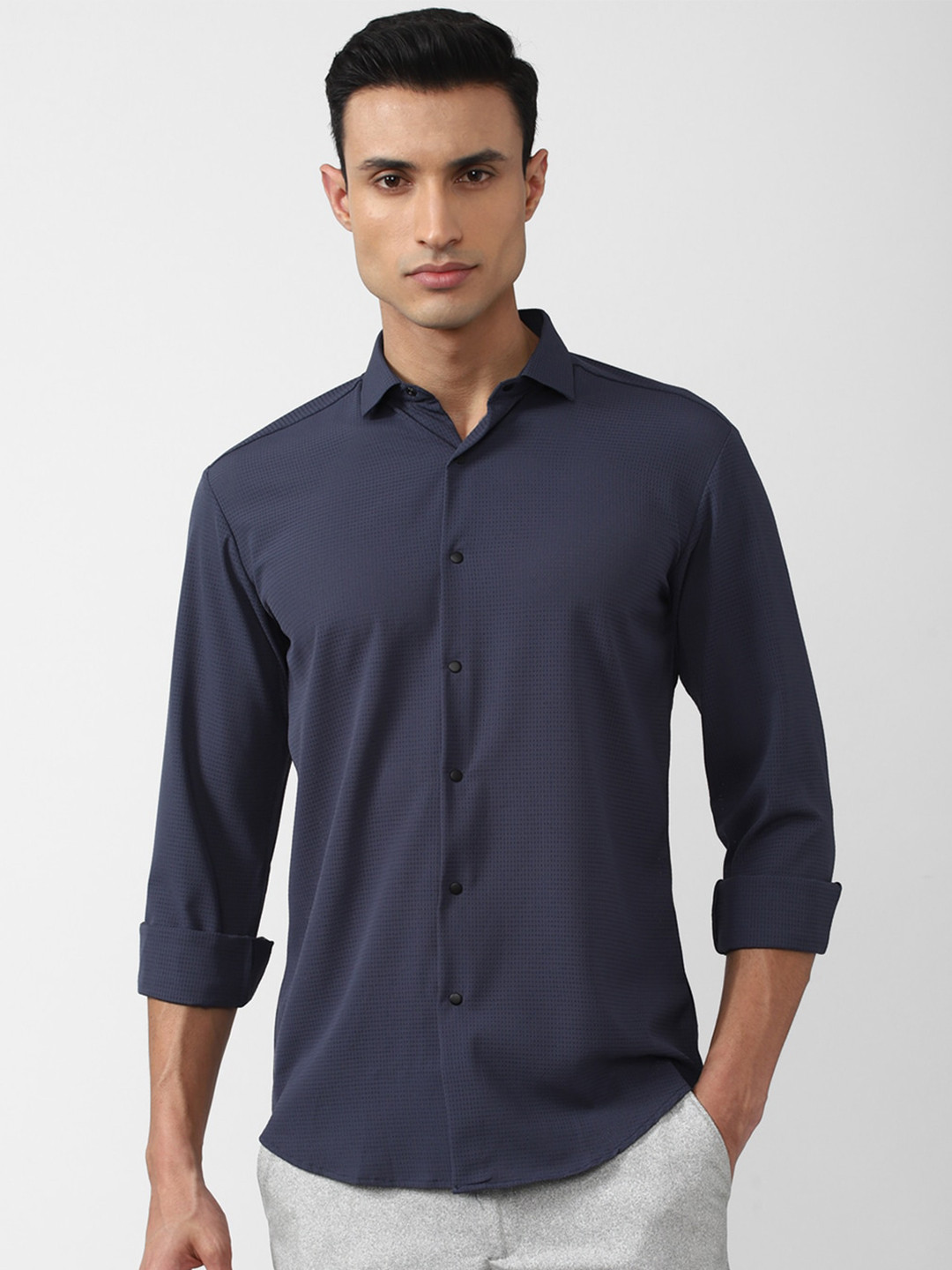 

V Dot Men Slim Fit Casual Shirt, Navy blue