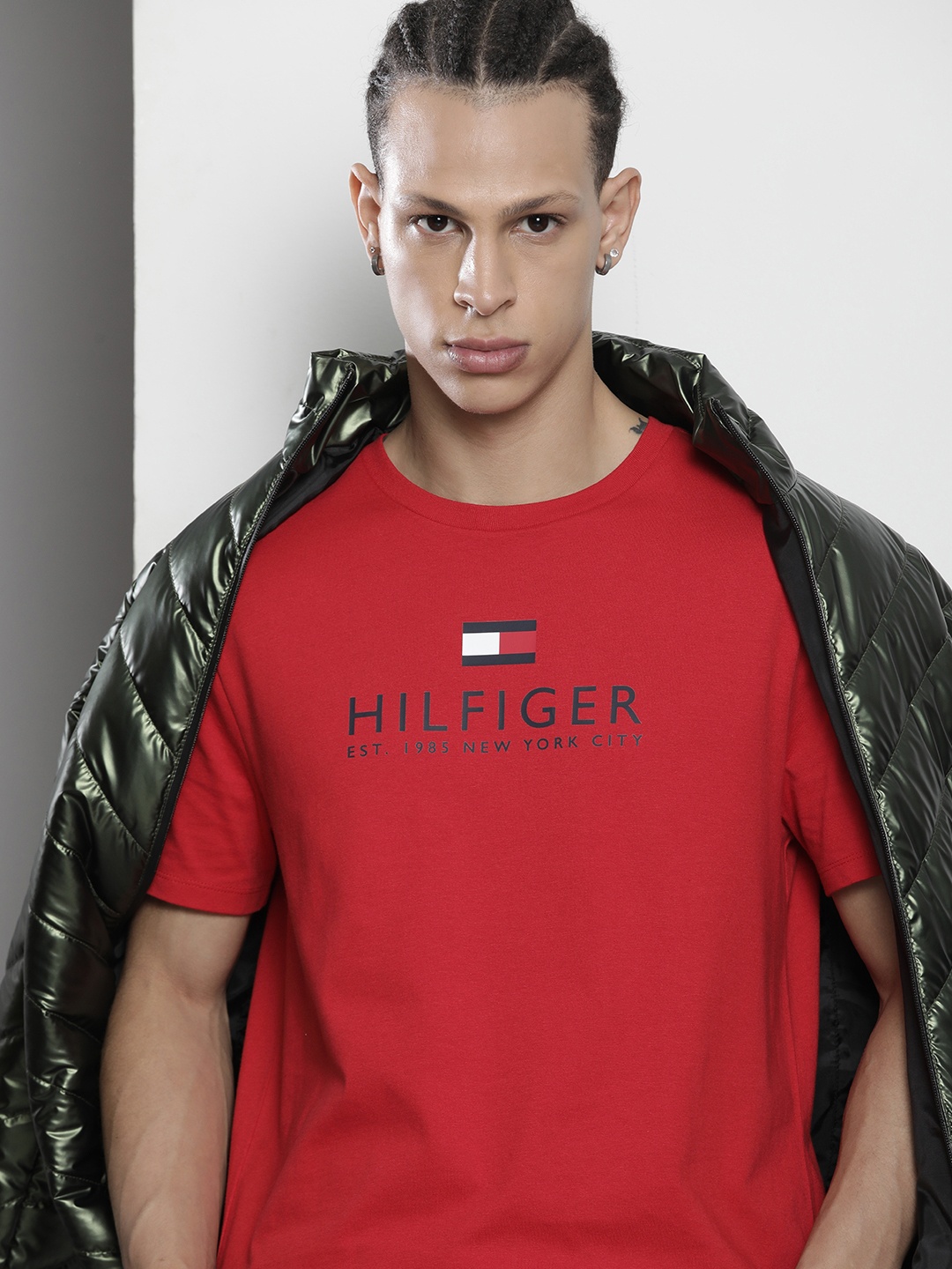 

Tommy Hilfiger Men Brand Logo Print Pure Cotton T-shirt, Red