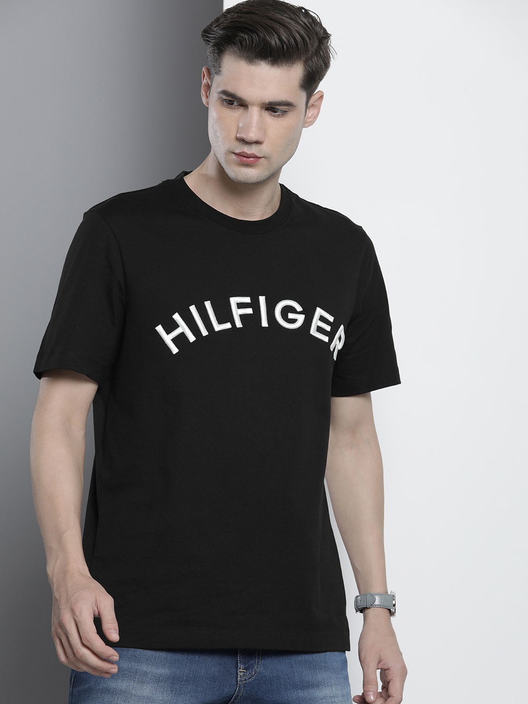 

Tommy Hilfiger Men Pure Cotton Brand Logo Embroidered T-shirt, Black