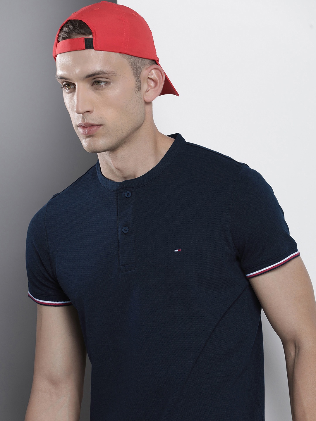 

Tommy Hilfiger Men Mandarin Collar Solid Slim Fit T-shirt, Navy blue