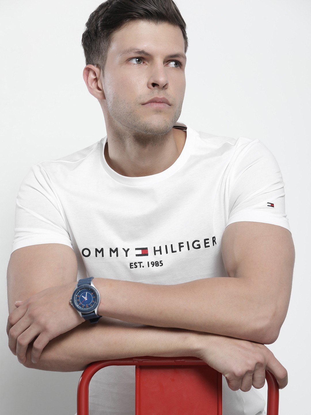 

Tommy Hilfiger Men Pure Cotton Brand Logo Printed Slim Fit T-shirt, White