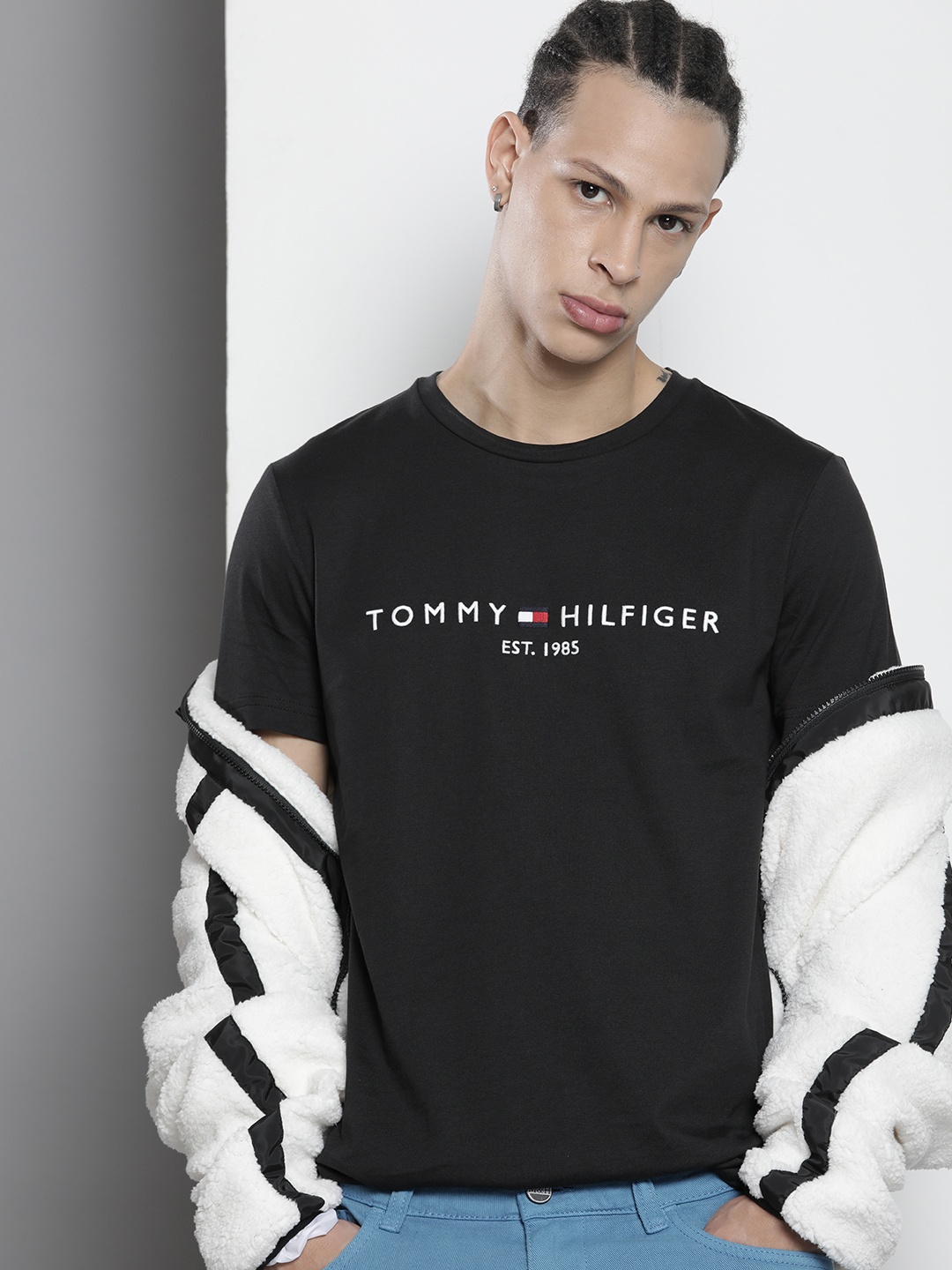 

Tommy Hilfiger Men Pure Cotton Brand Logo Printed T-shirt, Black