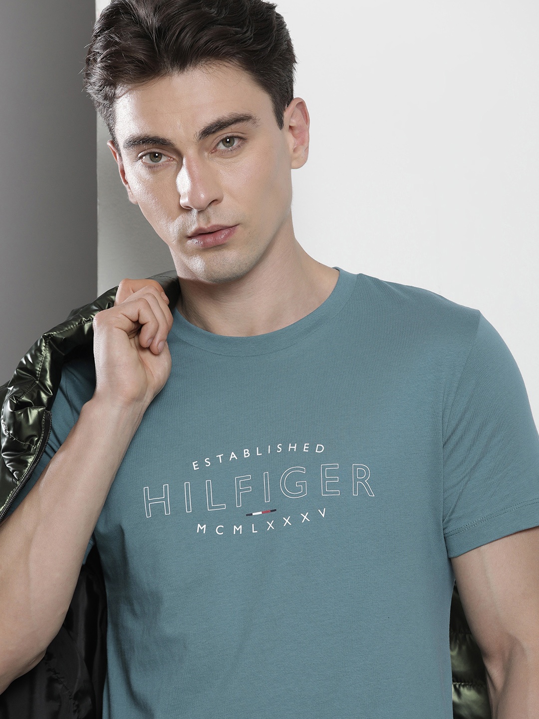 

Tommy Hilfiger Men Pure Cotton Brand Logo Printed Slim Fit T-shirt, Teal