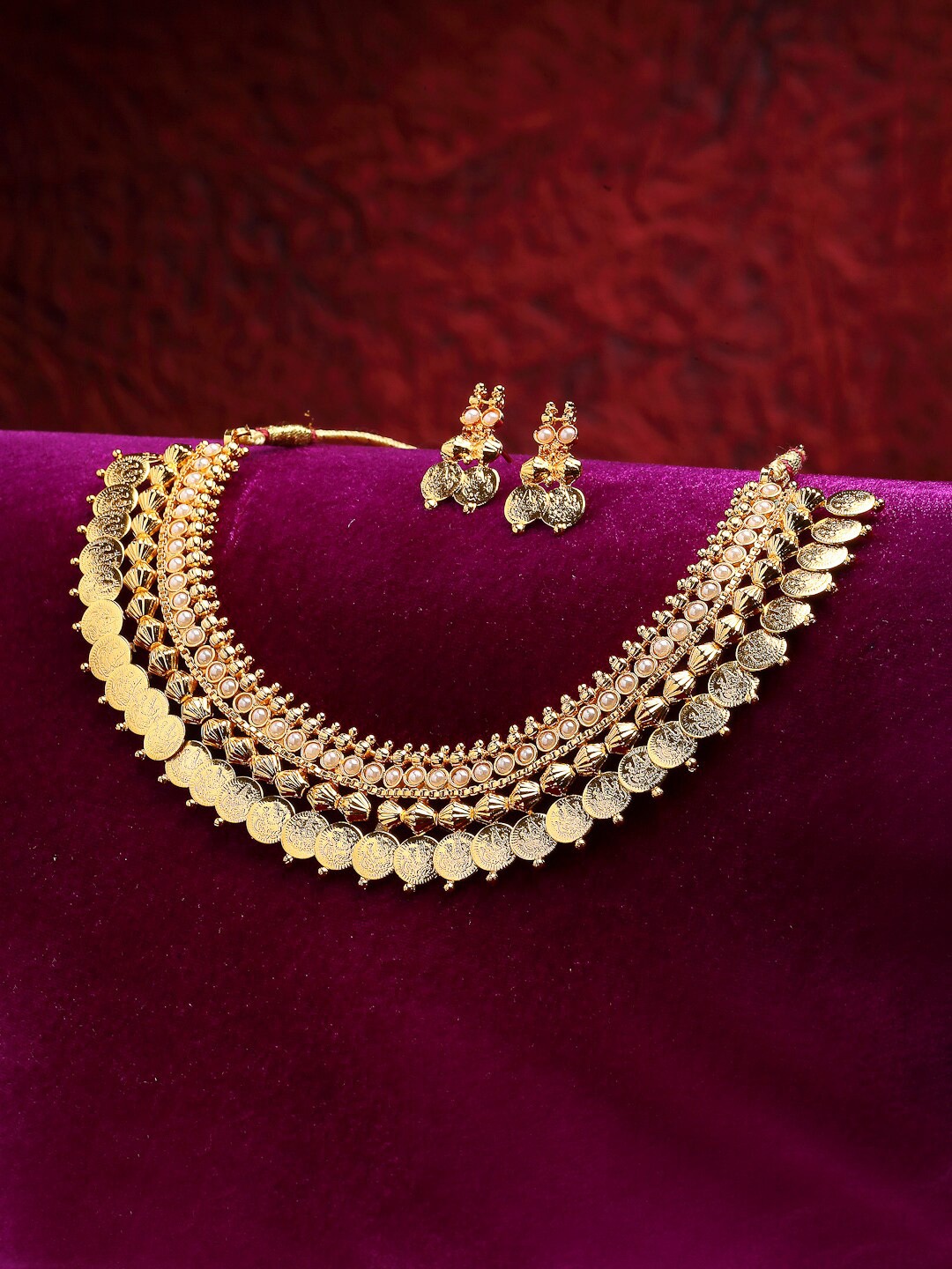 

Kennice Gold-Plated Pearl Studded Temple Jewellery Set, White