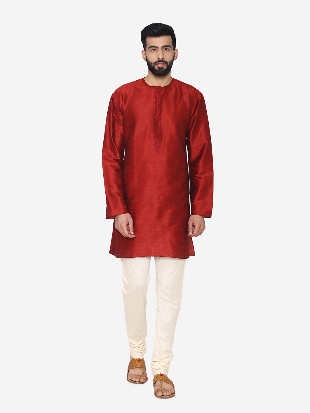 

Manyavar Men Maroon Solid Straight Kurta