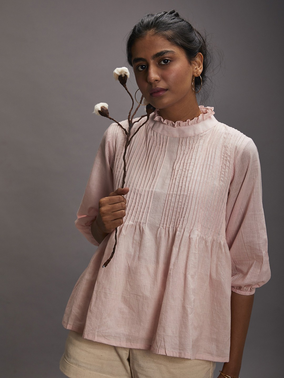 

the kaatn trail High Neck A-Line Top, Peach