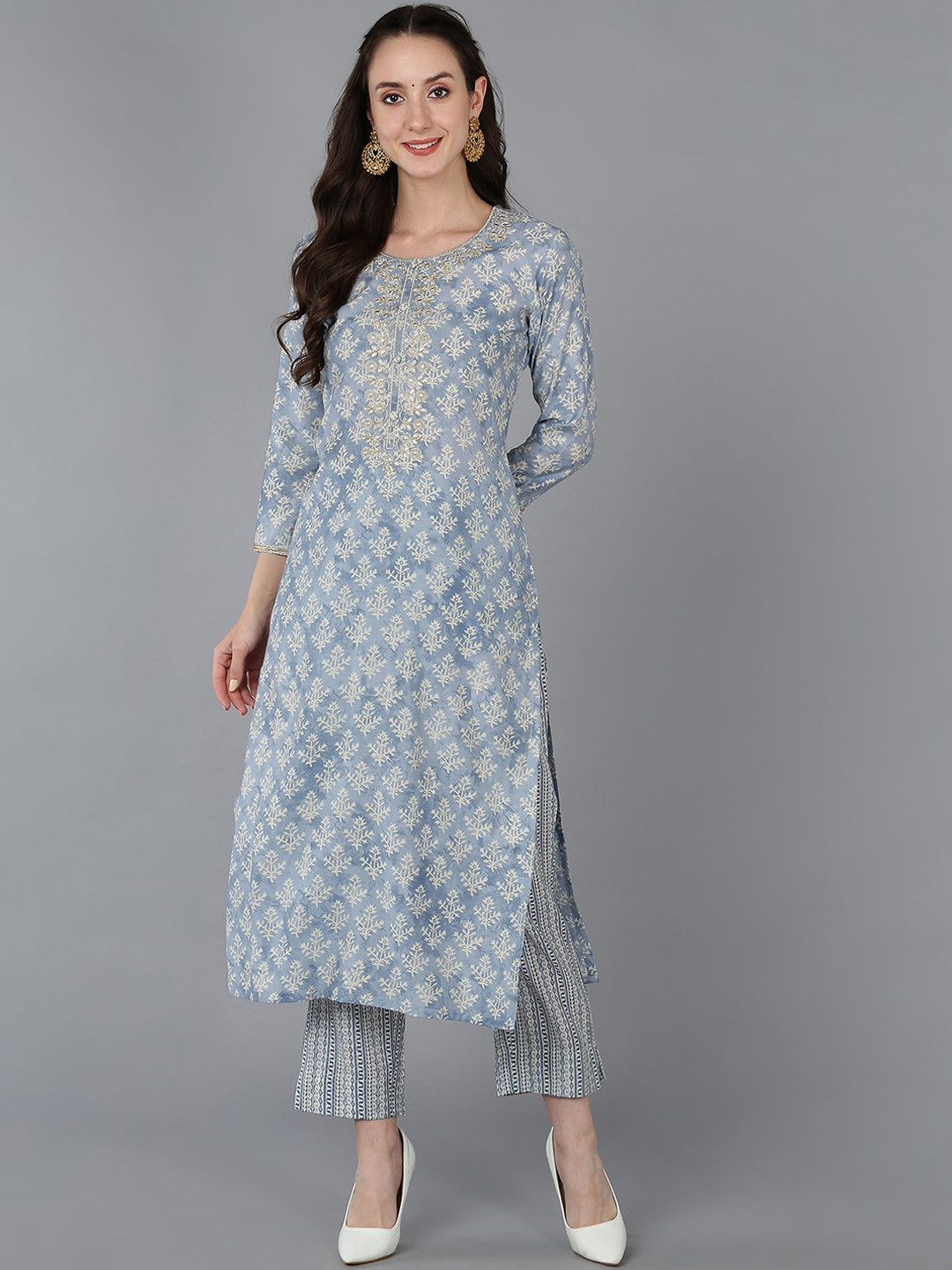 

AHIKA Women Ethnic Motifs Embroidered Indie Prints Kurta, Blue