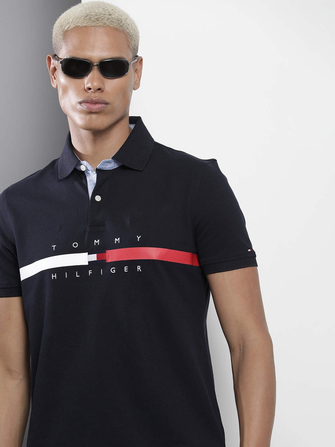 

Tommy Hilfiger Men Brand Logo Printed Polo Collar T-shirt, Navy blue