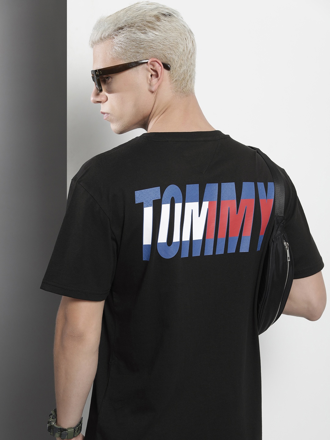 

Tommy Hilfiger Men Pure Cotton Brand Logo Printed T-shirt, Black