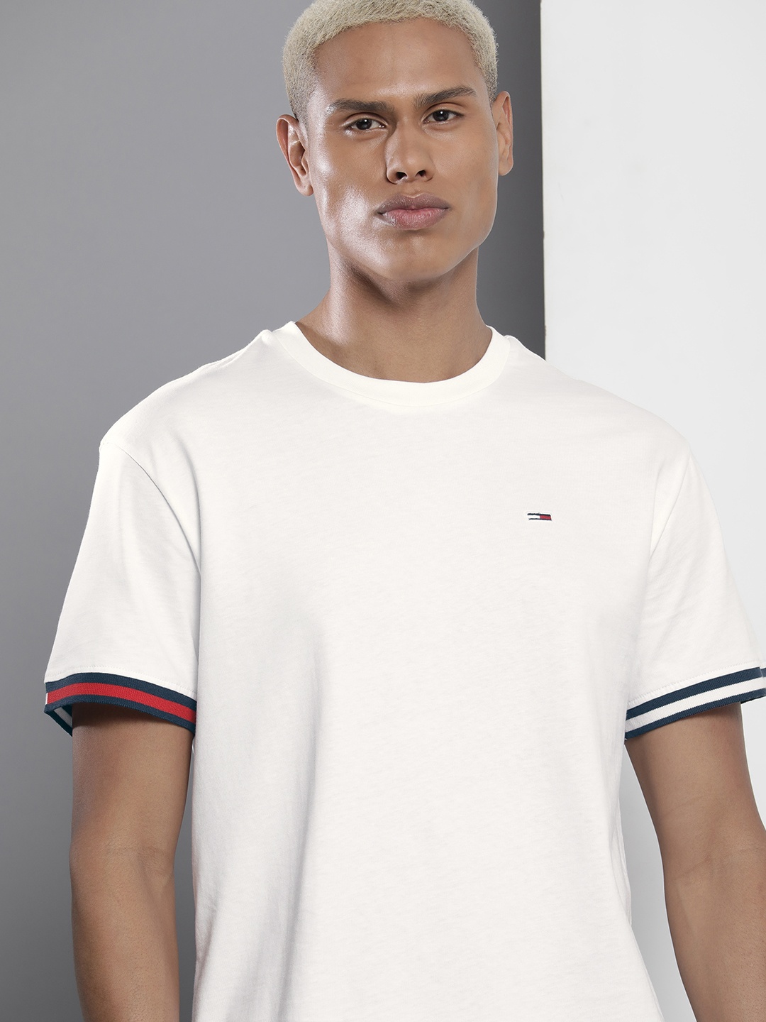 

Tommy Hilfiger Men Pure Cotton T-shirt, White