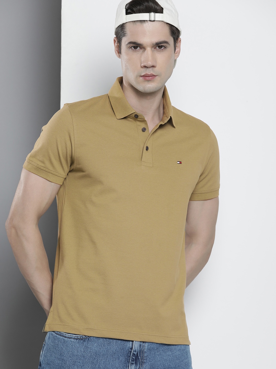 

Tommy Hilfiger Men Solid Polo Collar Slim Fit T-shirt, Olive