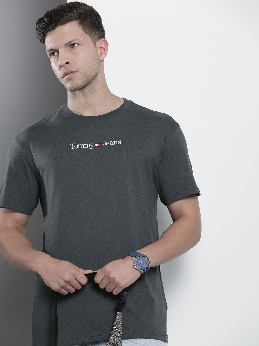 

Tommy Hilfiger Men Embroidered Brand Logo Pure Cotton T-shirt, Grey