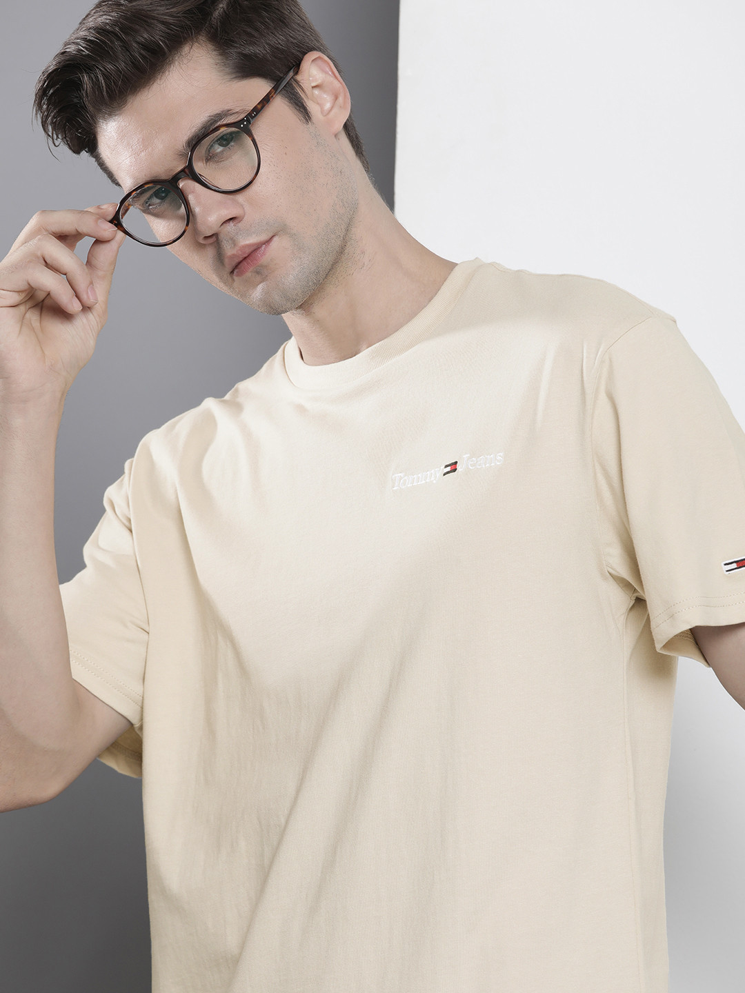 

Tommy Hilfiger Brand Logo Pure Cotton Sustainable T-shirt, Beige