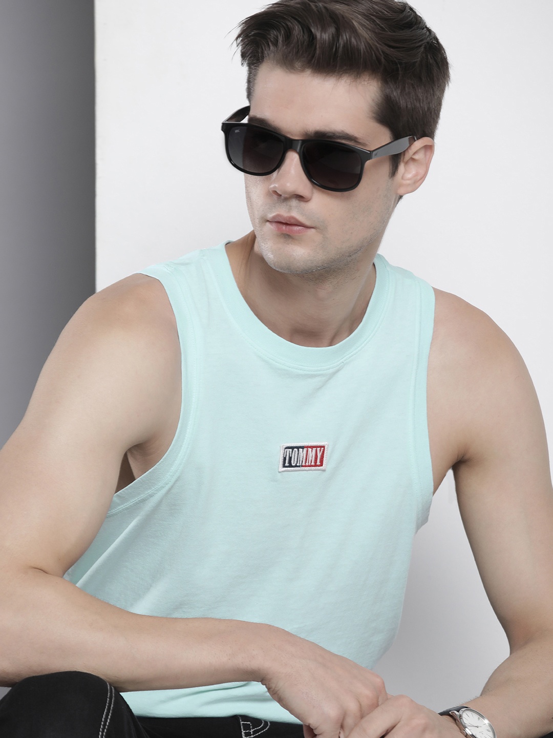 

Tommy Hilfiger Pure Cotton T-shirt with Applique, Blue