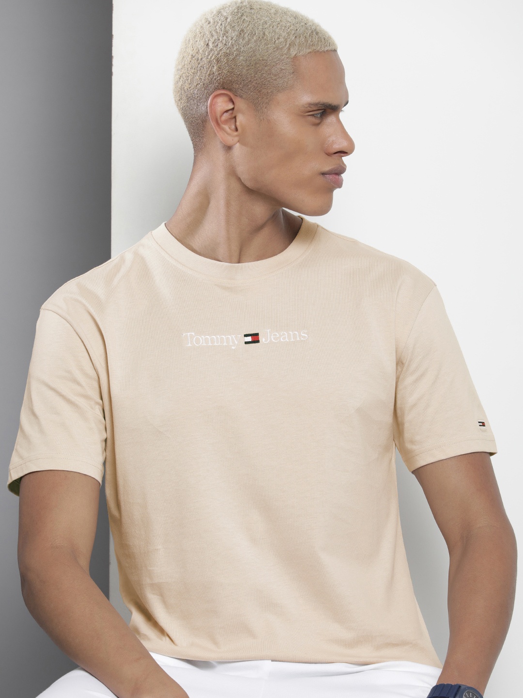 

Tommy Hilfiger Men Brand Logo Embroidered Pure Cotton T-shirt, Beige