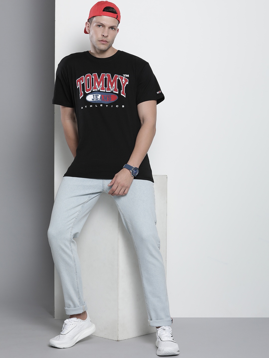 

Tommy Hilfiger Men Pure Cotton Brand Logo Printed T-shirt, Black