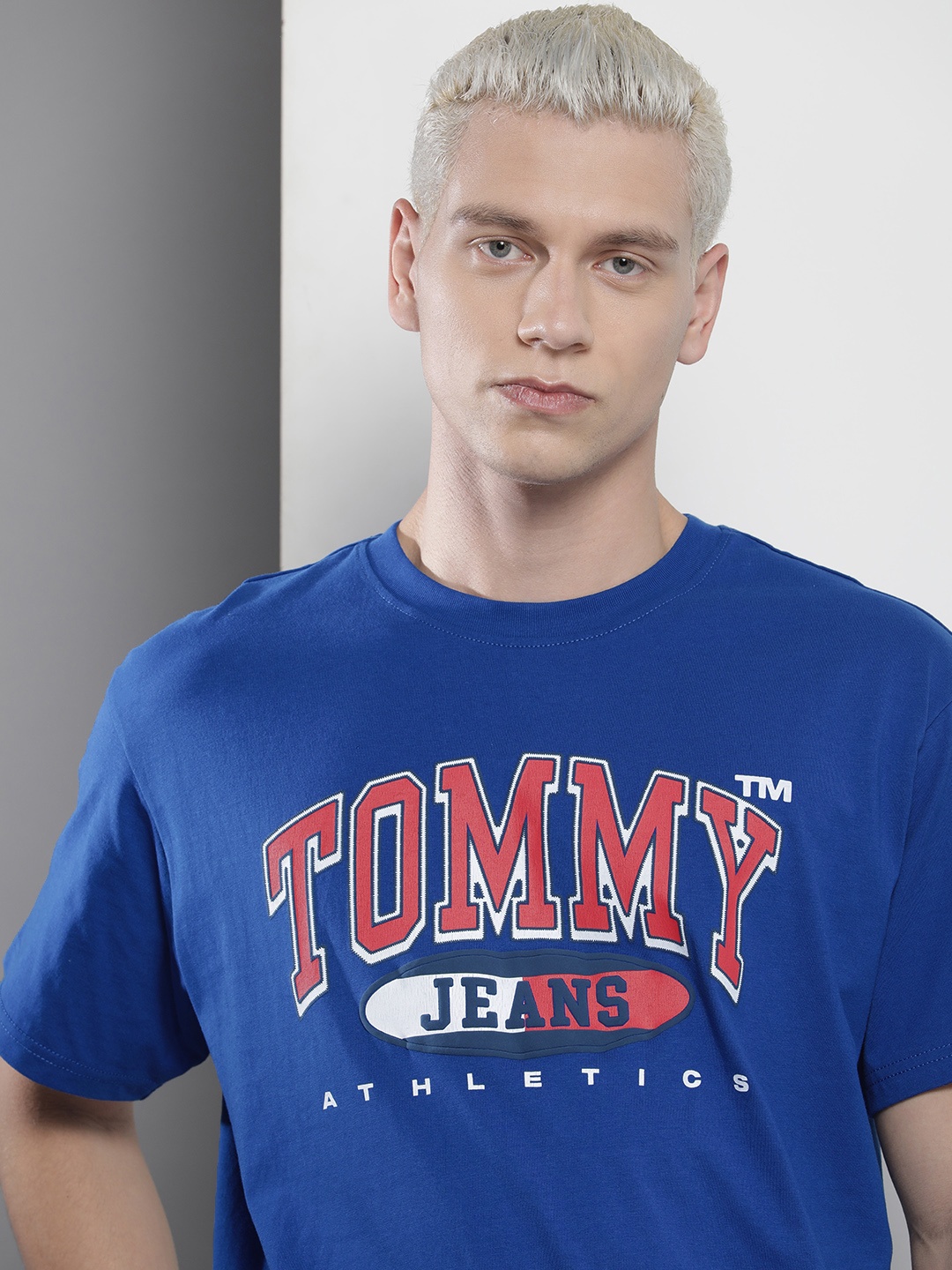 

Tommy Hilfiger Men Brand Logo Printed Pure Cotton T-shirt, Blue
