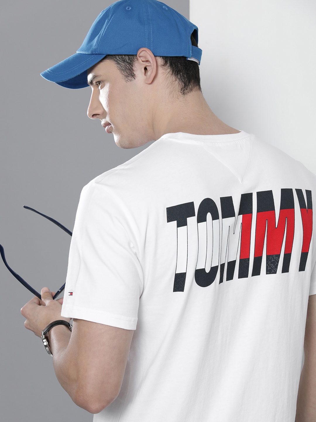 

Tommy Hilfiger Men Brand Logo Printed Pure Cotton Sustainable T-shirt, White