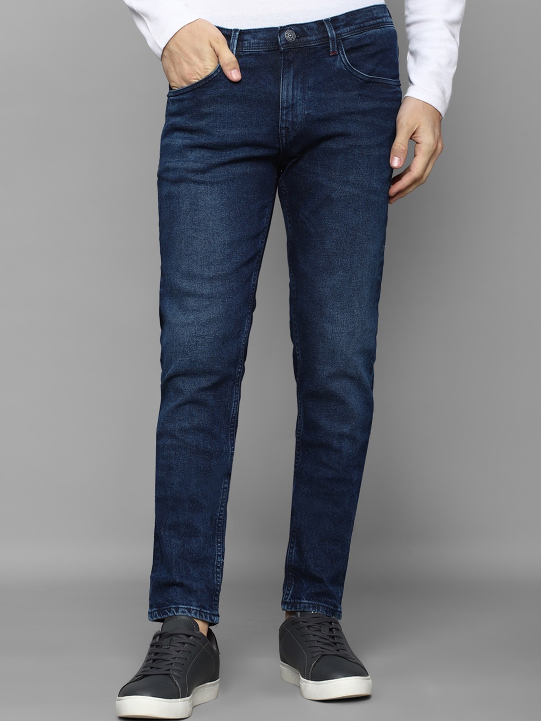 

Allen Solly Men Cotton Skinny Fit Light Fade Jeans, Navy blue